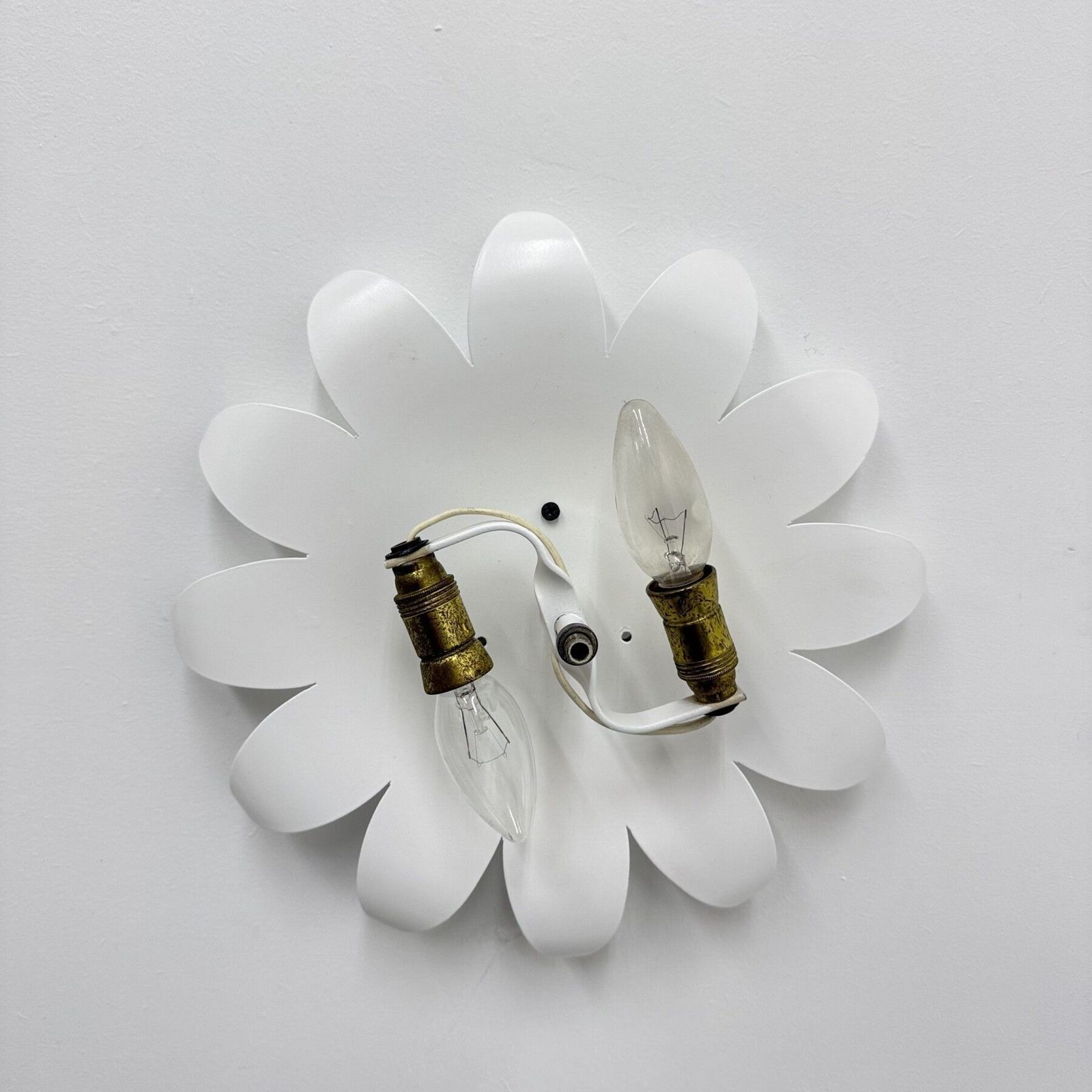 photo for sale Emil Stejnar Wandlamp Met Bloemkristallen, Ca. Jaren 1950, Wenen