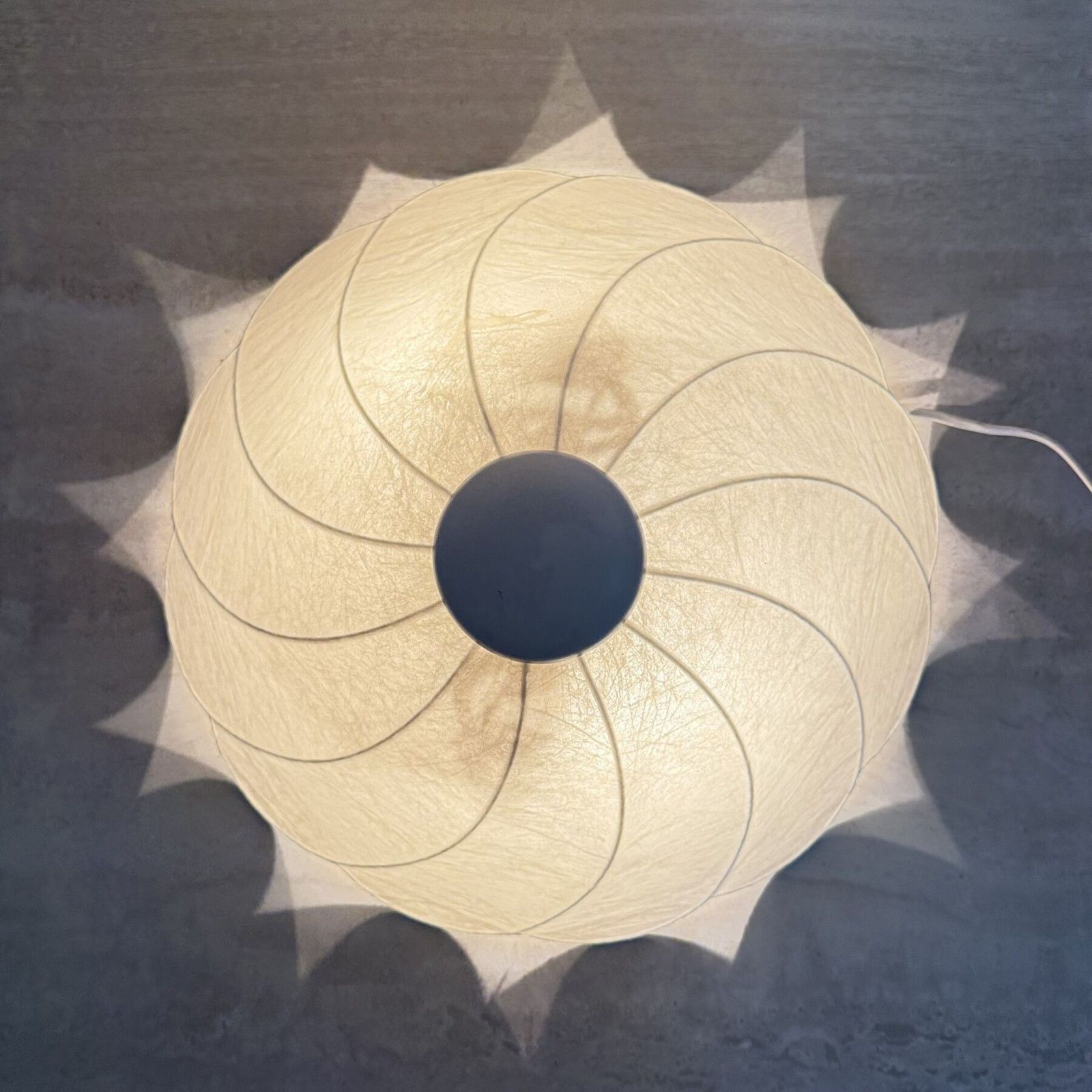 Mid Century Design Cocoon Plafondlamp, Jaren 1970 photo furniture