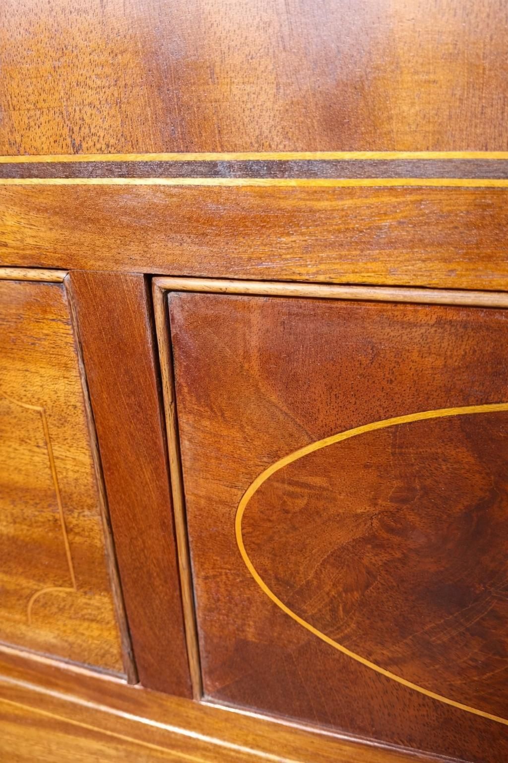 photo for sale Elegant Late Georgian Mahogany Chest Of Drawers With Inlaid Detail, C.1820–1840