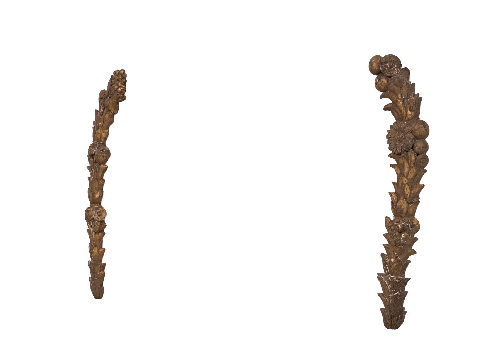 Handgesneden Italiaans Rococo Stijl Verguld Houten Appliques, 18e Eeuw – Set Van Twee photo for sale