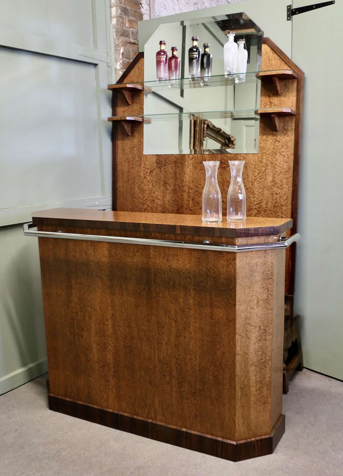 Art Deco Style Reception Dry Bar Restaurant Greeter An Impressive Front Of House Free Sta