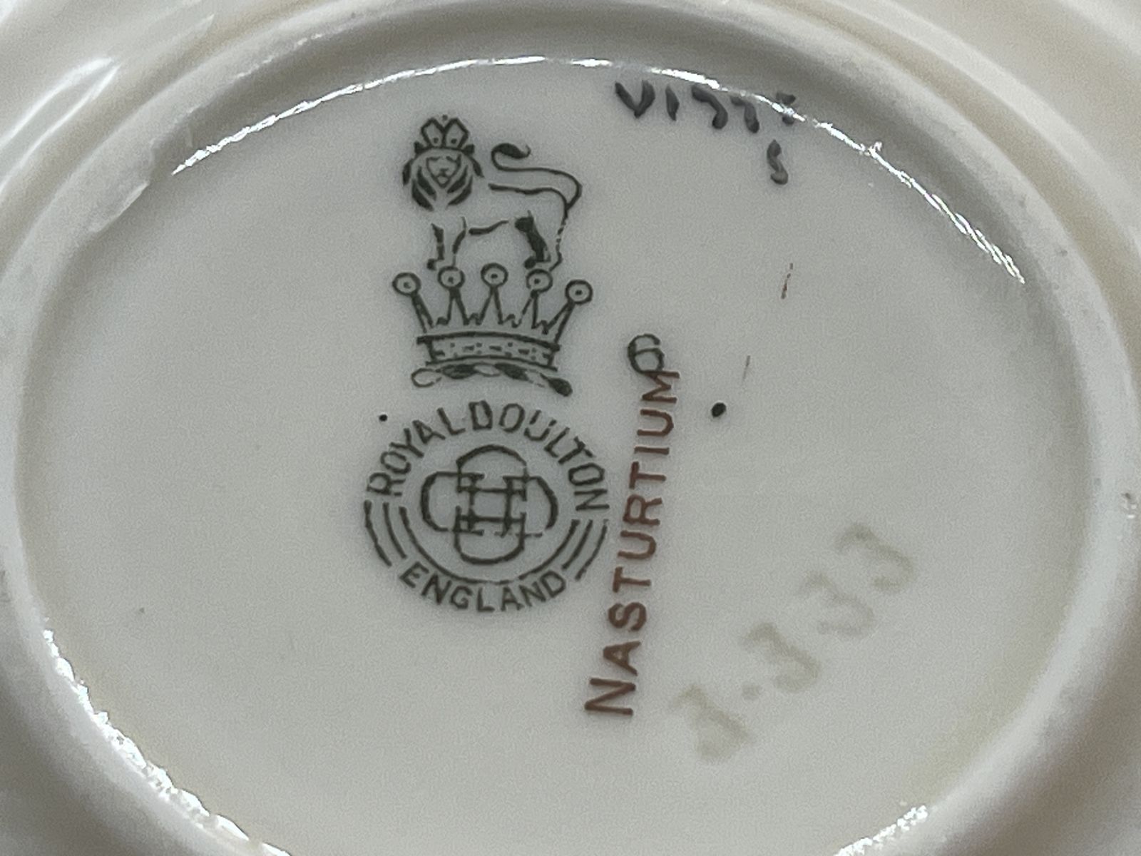 175.0 Antique Royal Doulton China Nasturtium Tea Cup And Saucer Duo. V1325. C1920. photo