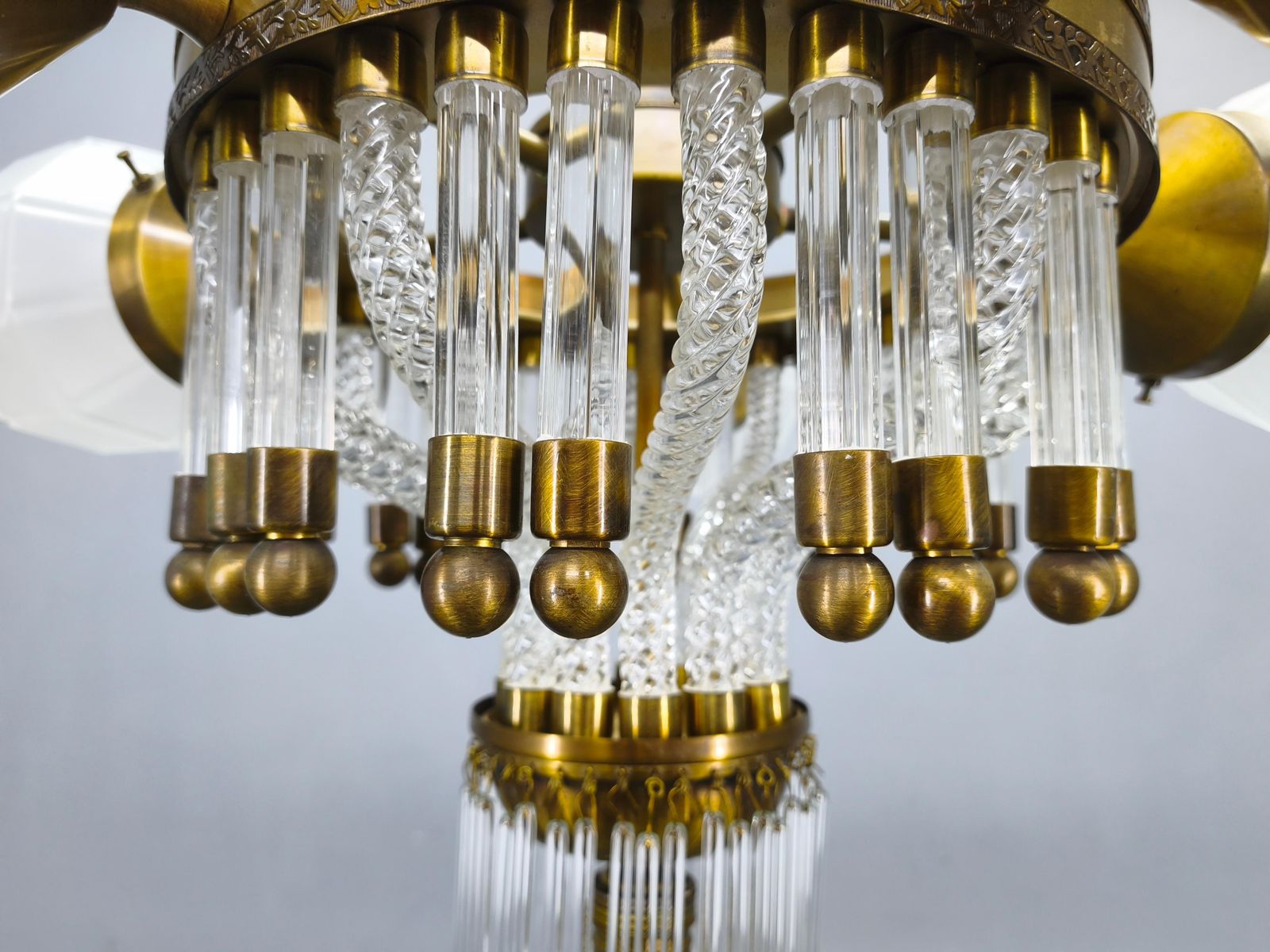 photo vintage Czech Art Deco Brass And Glass Chandelier, 1950s