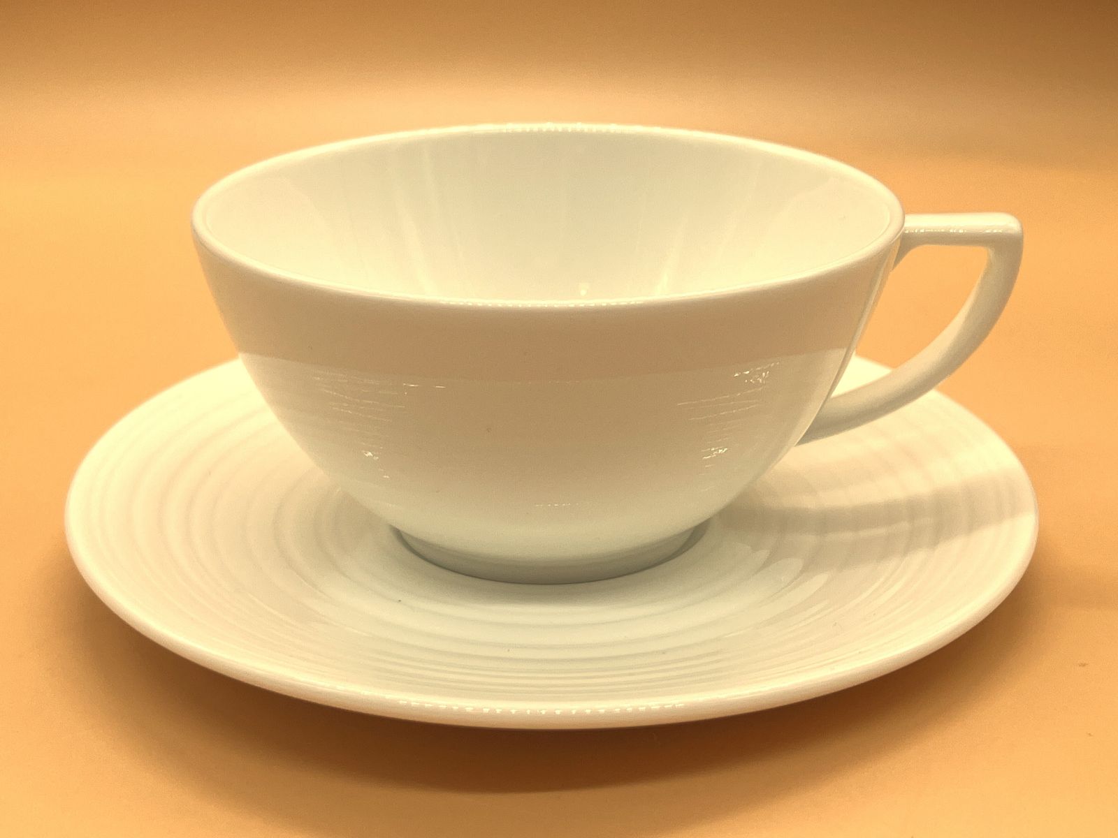 Home Decor Jasper Conran For Wedgwood China White Large Breakfast Cup And Saucer Duo In Original Box. photo