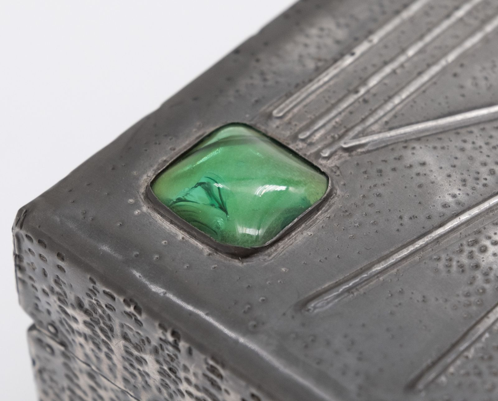 Art Deco / Arts & Crafts Pewter Small Box With Green Cabochon photo for sale