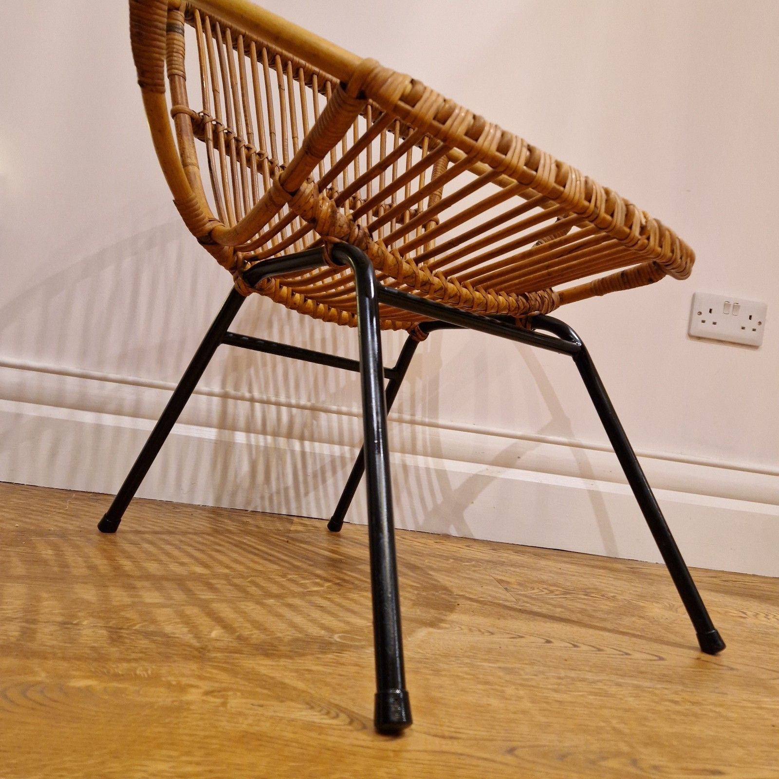Vintage 1970s Rattan Accent Chair With Metal Legs – Franco Albini Inspired photo buy