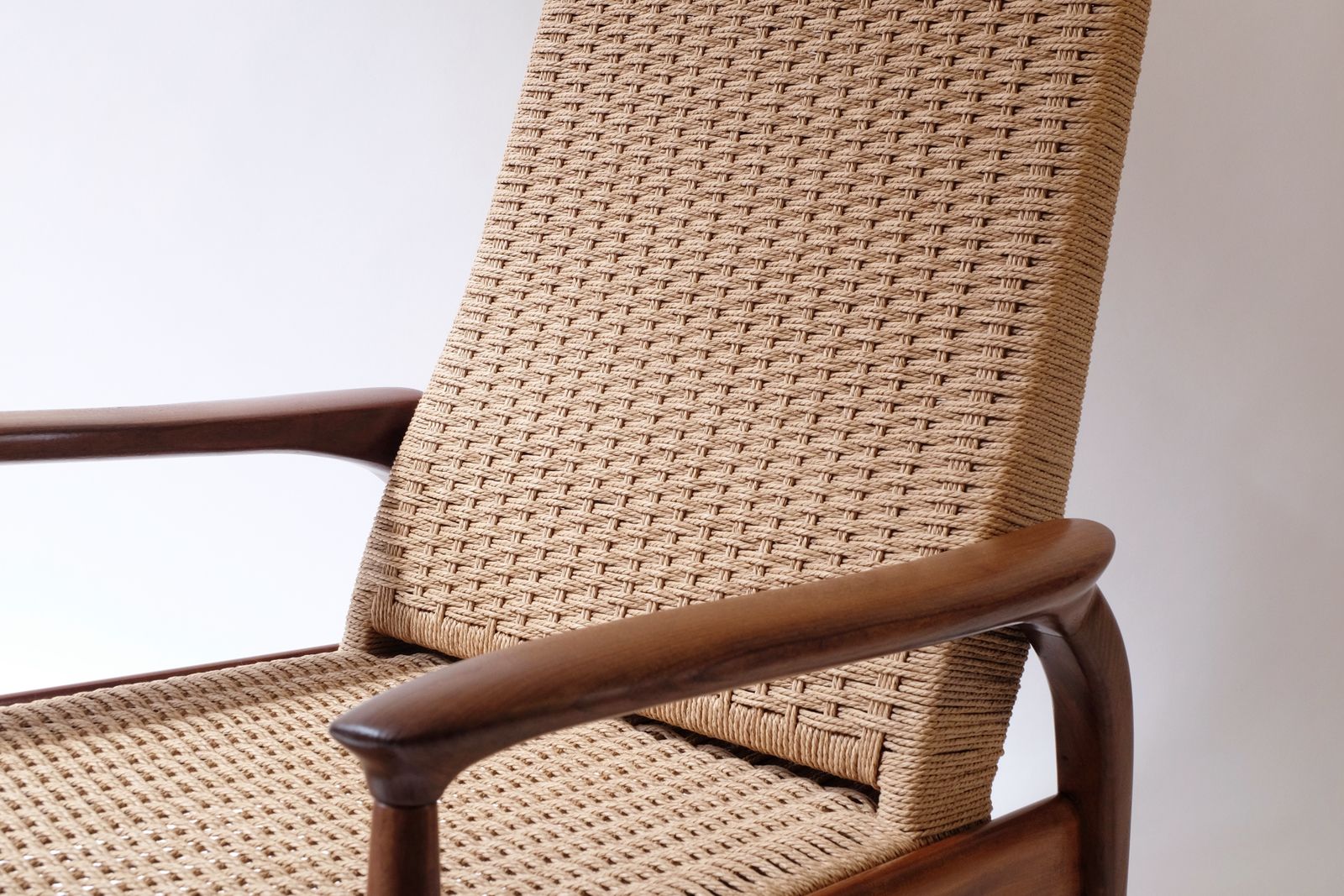 Mid Century Modern Reclining Lounge Chair photo Furniture