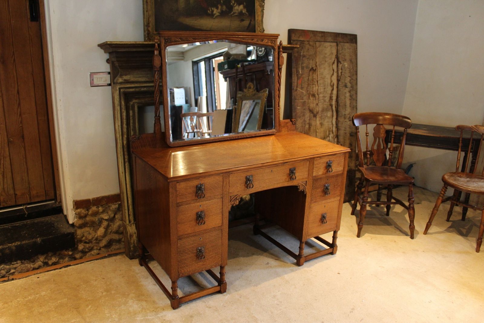 Fine Shapland And Petter Oak Arts & Crafts Dressing Table C1900