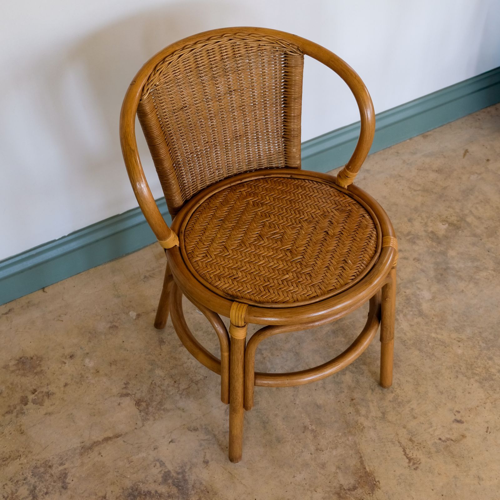 Mid Century Rattan Bentwood Chair photo vinterior