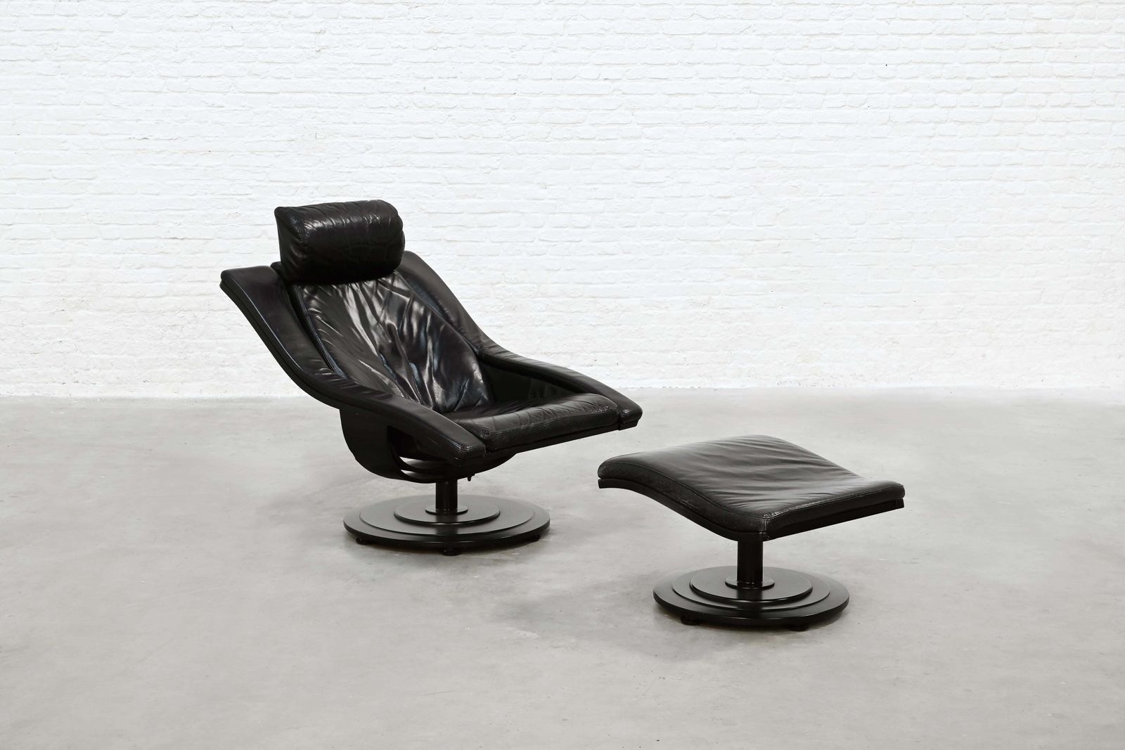 Swivel Lounge Chair And Ottoman By Takashi Okamura For Nelo Möbel Sweden photo furniture