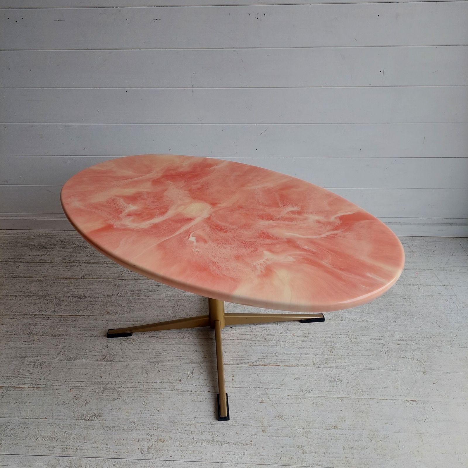Mid Century Pink Oval Coffee Table Onyx Resin And Gilt Metal X Base, Italy 1970s photo buy