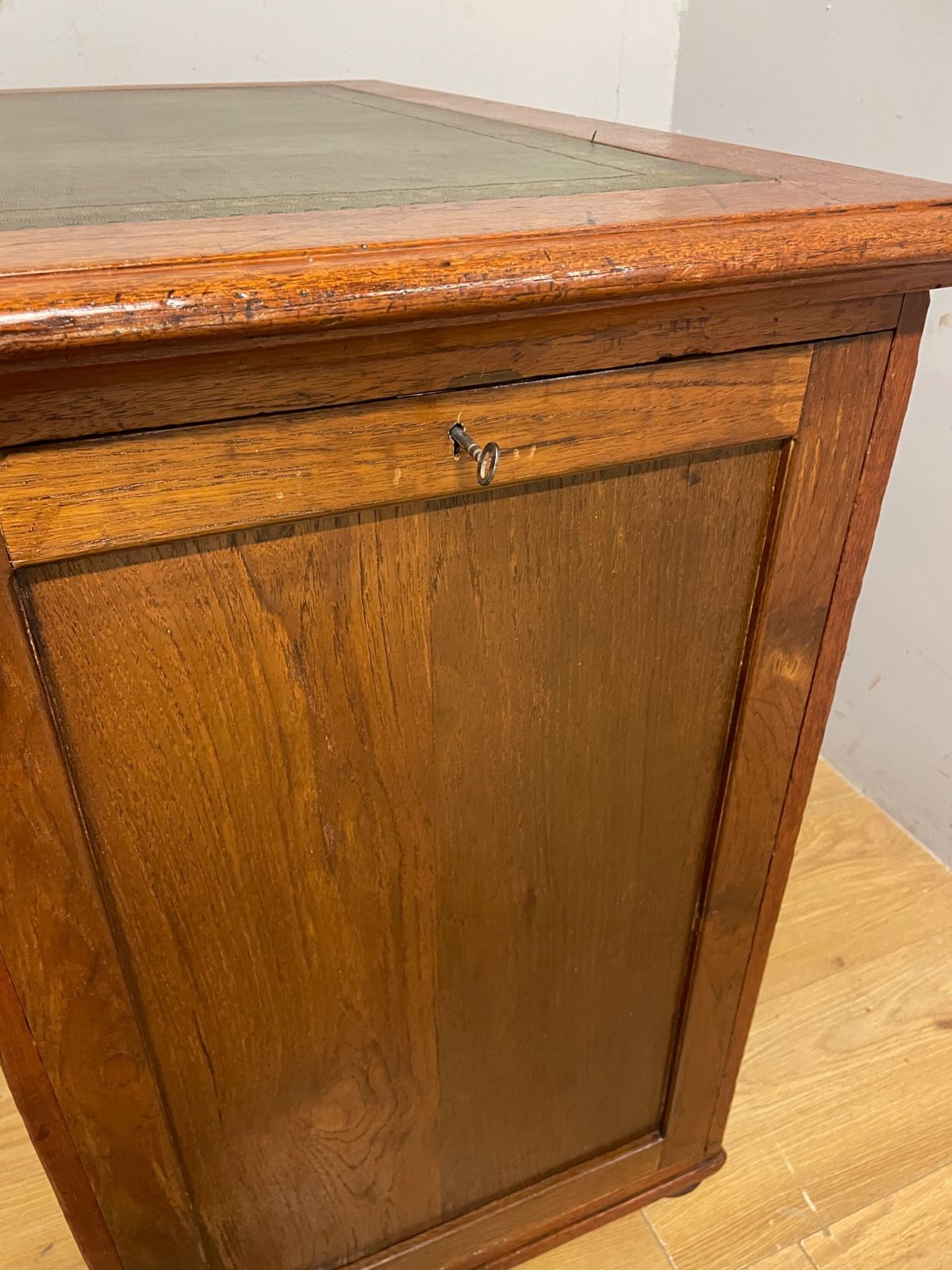 photo furniture Rare C19th Teak Military Three Part Desk With Inset Leather Top