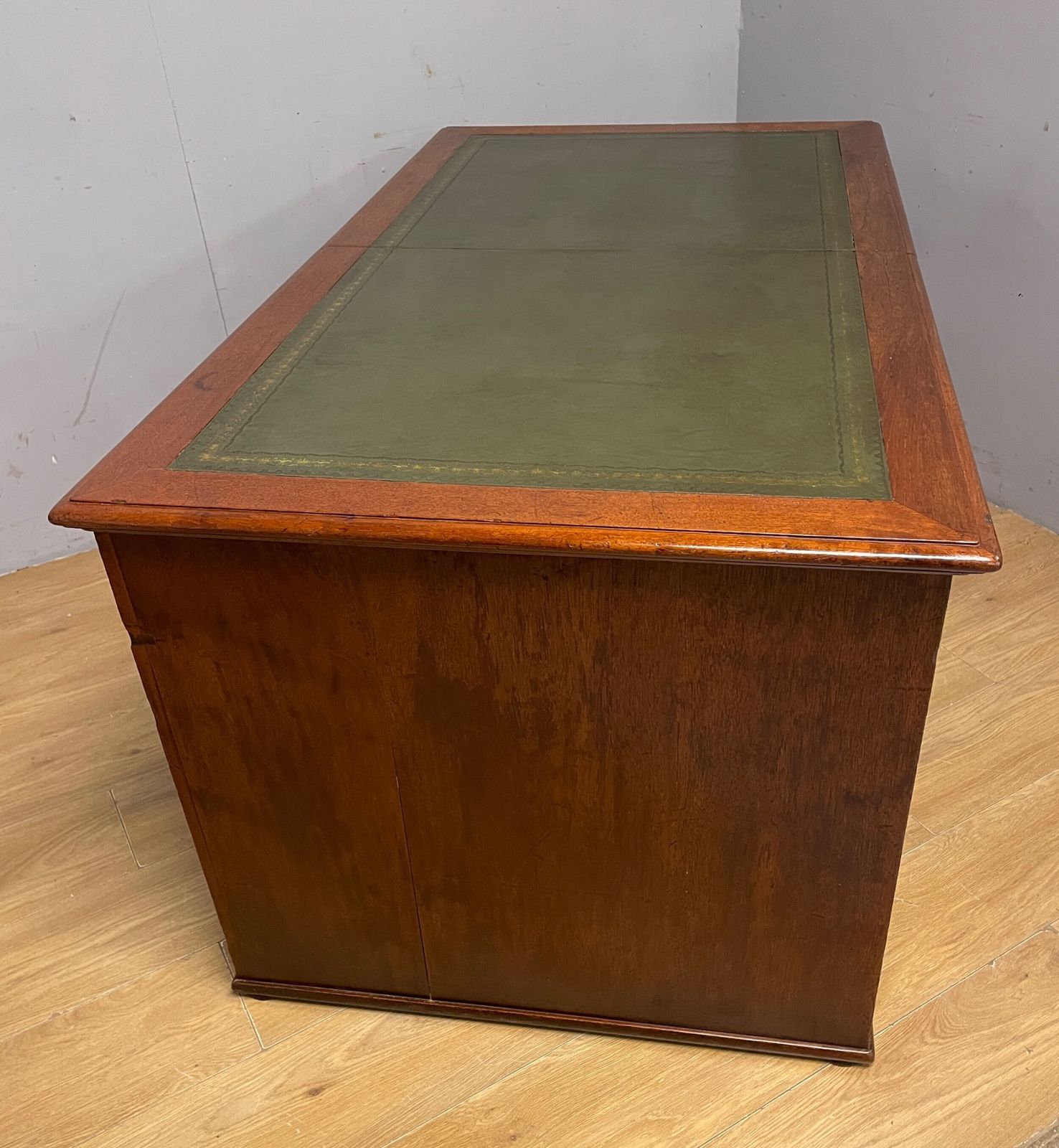 photo vinterior Rare C19th Teak Military Three Part Desk With Inset Leather Top