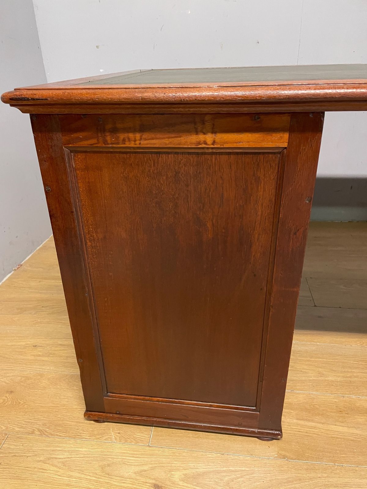 photo vintage Rare C19th Teak Military Three Part Desk With Inset Leather Top