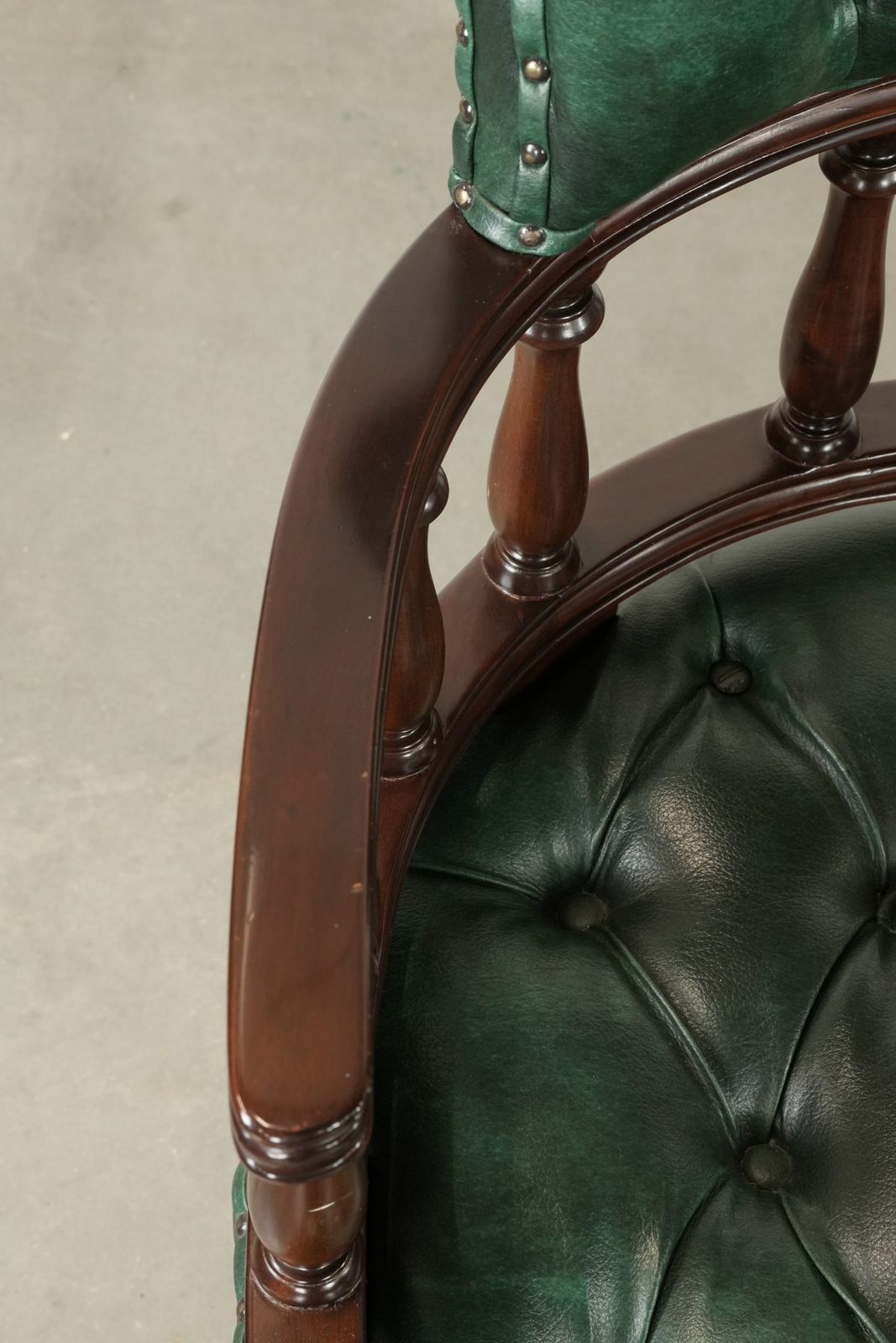 Set Of Two Green Flame Patterned Cowhide Chesterfield Desk Chairs/Side Chairs In English Style photo buy