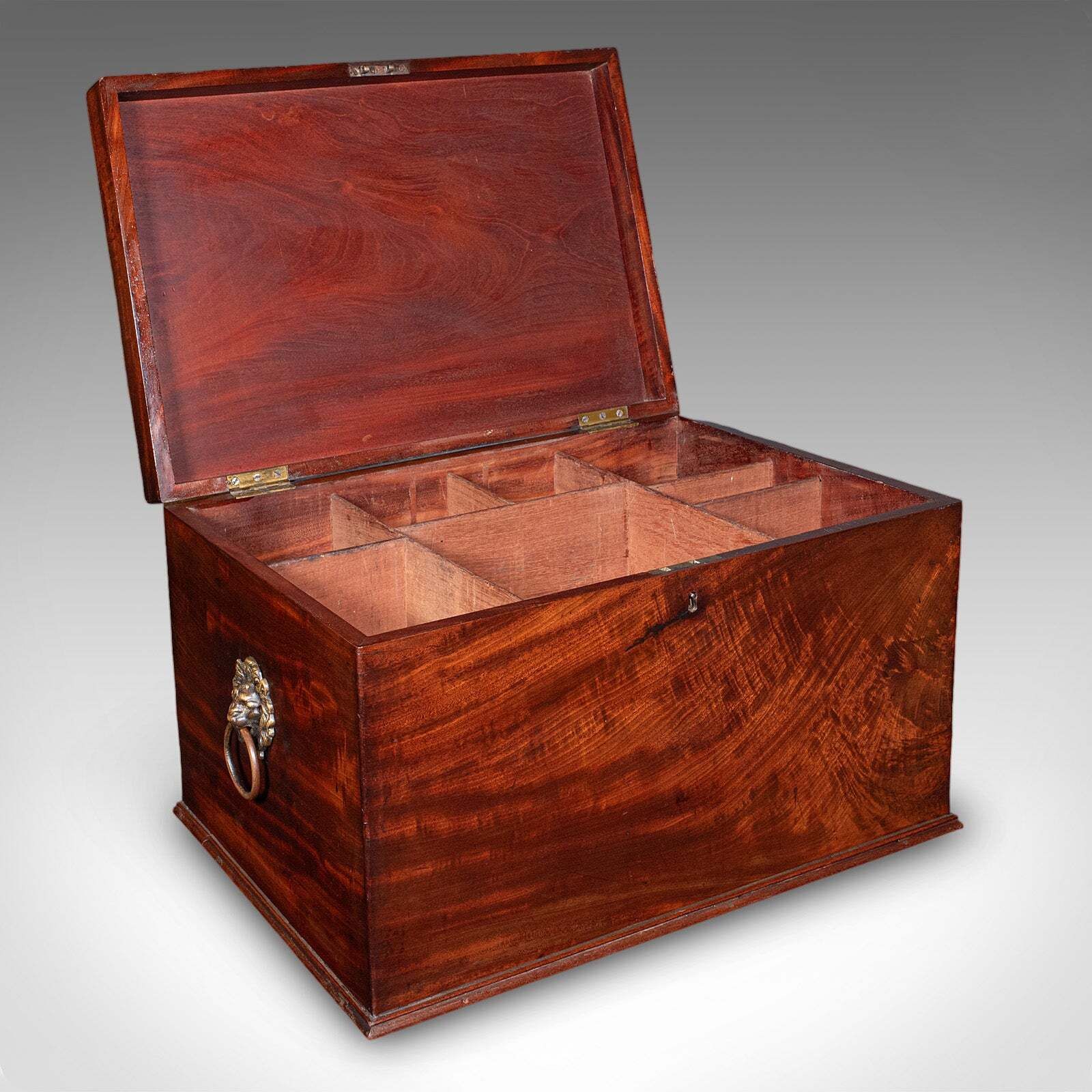 Antique Hunting Day Cellarette, Irish, Wine Storage Box, Gillingtons, Regency photo furniture