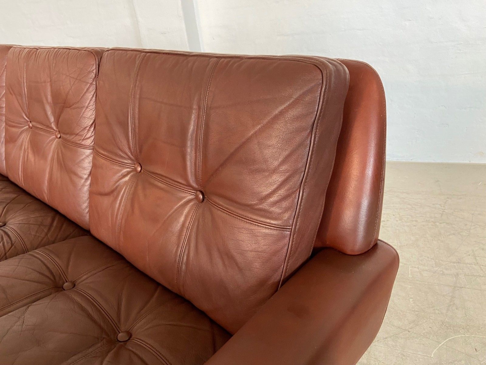 Vintage Danish  Retro Svend Skipper  3 Person Sofa In Dark Cognac  Leather photo vinterior