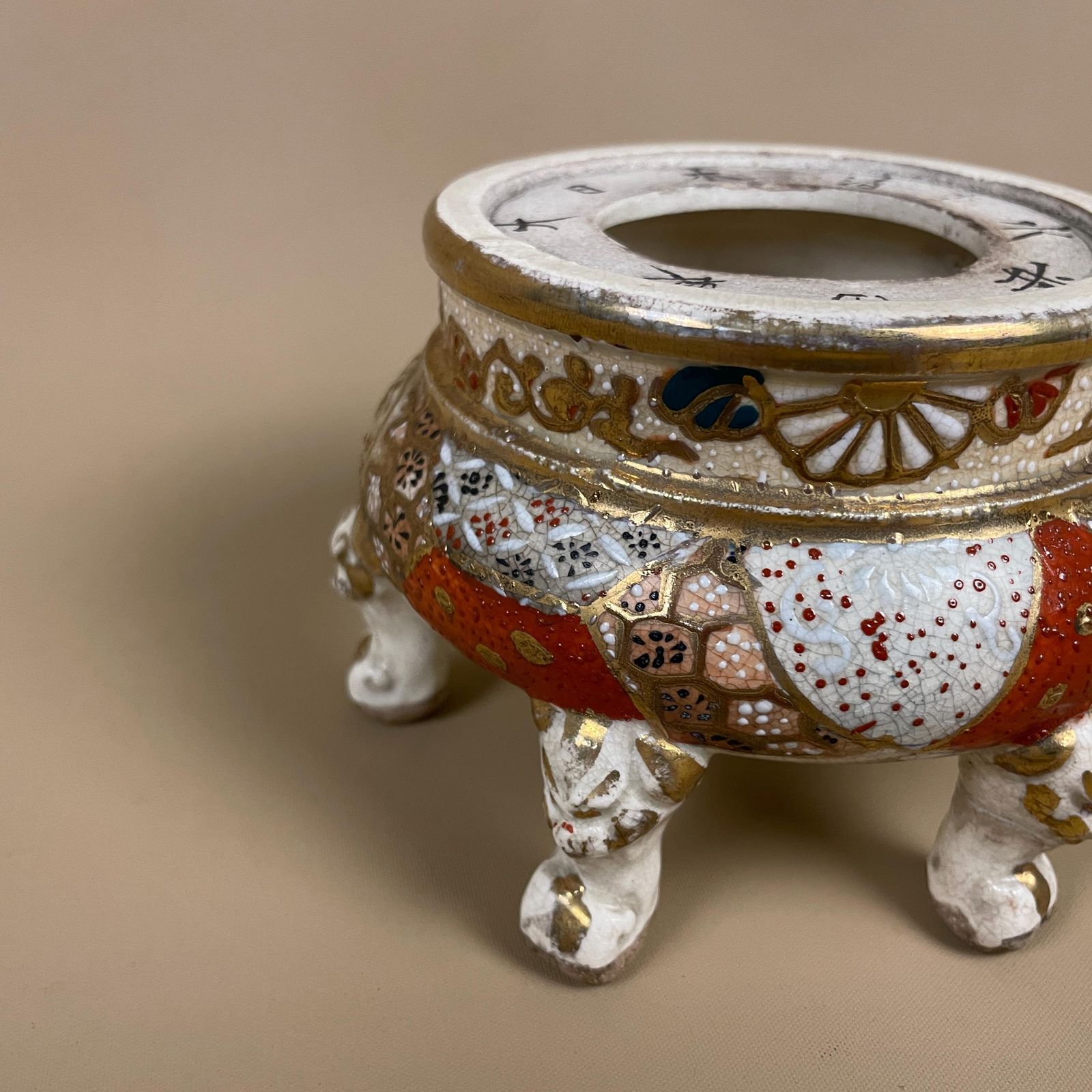 Japanese Satsuma Style Incense Burner Earthenware Koro Gilt Enamel Crackle Glazed Meiji–Taisho Antique Plant Stand photo 195.0