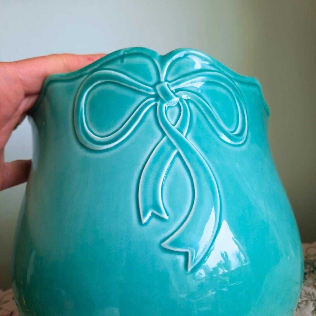 Rare Vintage 80's Poole Pottery Planter With Bow H 6.5 In photo 50.0