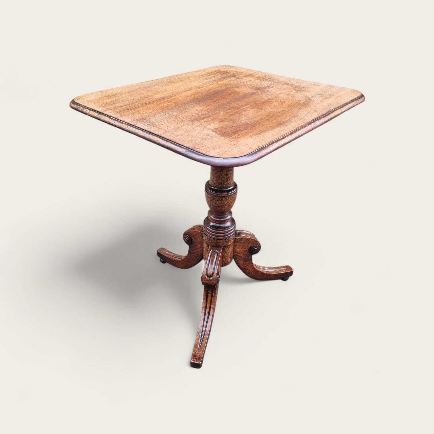 Antique Edwardian Mahogany Tilt Top Occasional Table / Tripod Base / C.1910 photo furniture