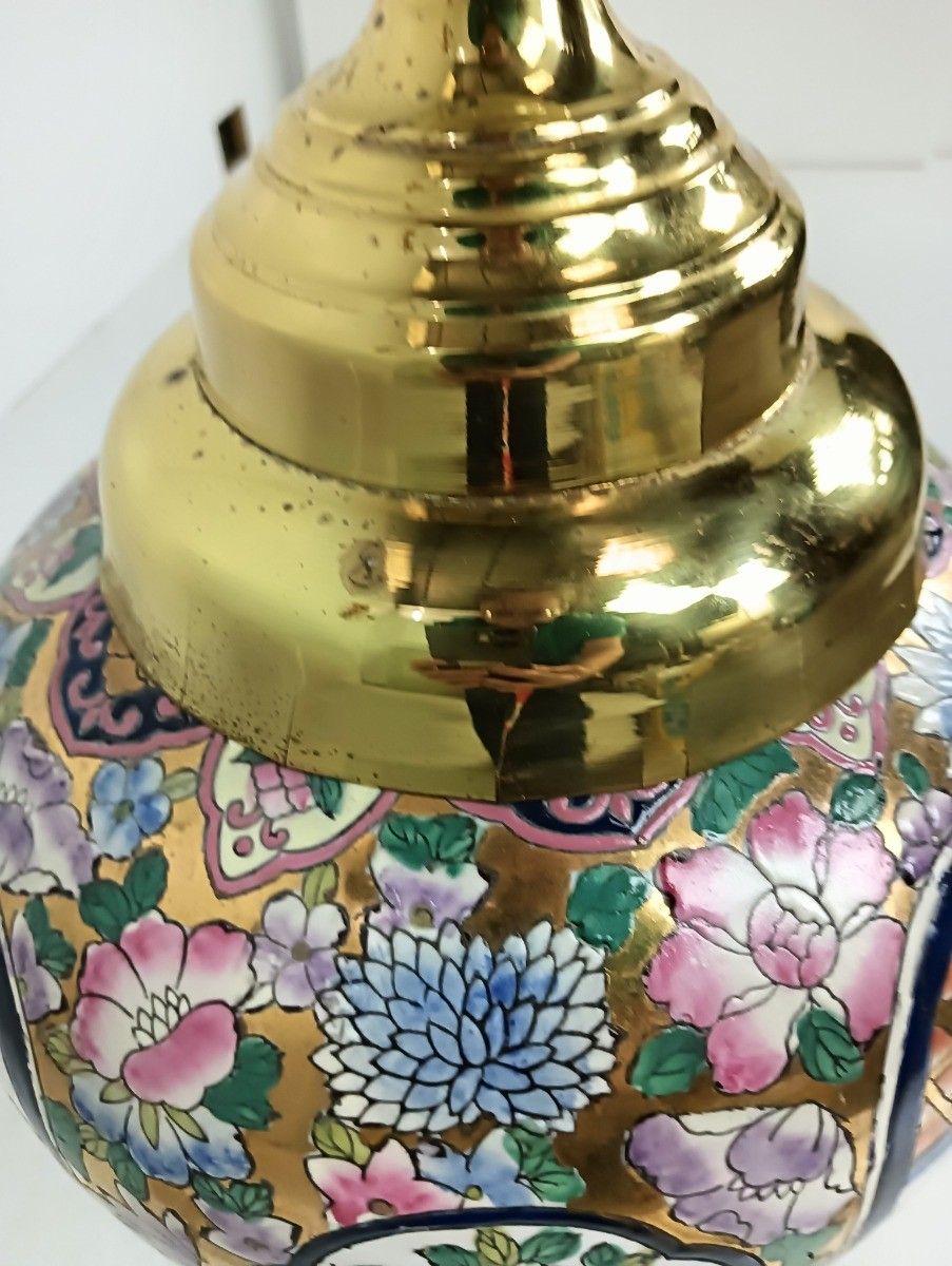 Vintage Porcelain Chinese Hand Painted Desk Table Lamp Qing Dynasty Famille Rose photo 246.0