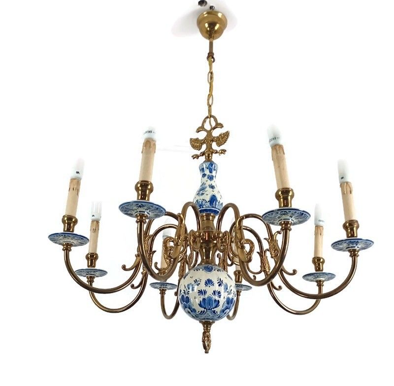 L Dutch Delft Blue White Chandelier Porcelain Ornate Brass 8 Lights Arms Vintage