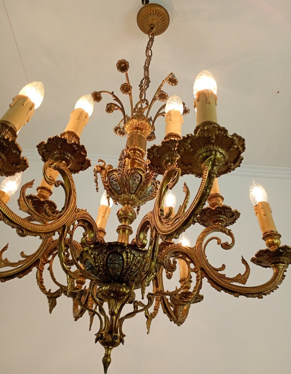 Gorgeous Spanish Revival Brass Chandelier Putti Bell Flowers 12 Arm Lights Vinta photo Lighting