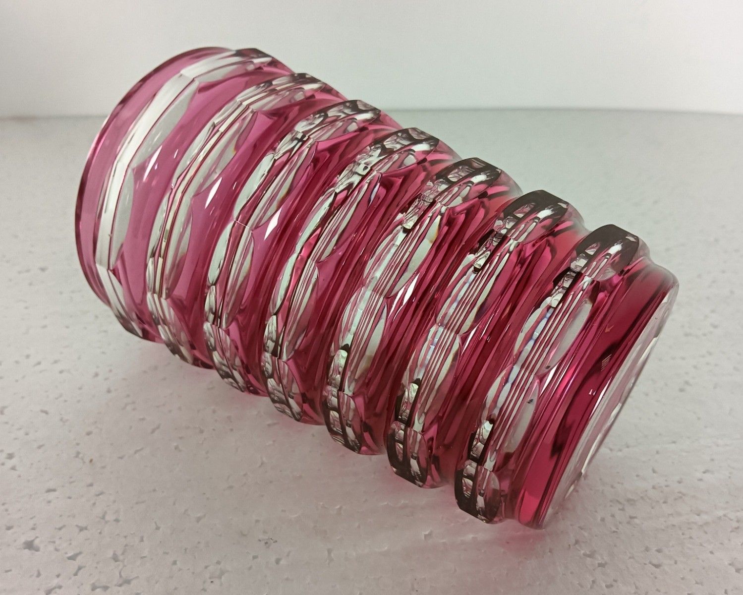 Val St Lambert Marked Small Etched Glass Crystalcut To  Clear Red Vase  Cranberr photo vinterior