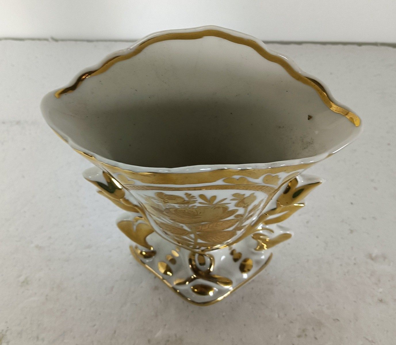 Antique  Porcelain Fan Flair Vase  Gold Gilded Vieux Paris Decoration photo Home Decor