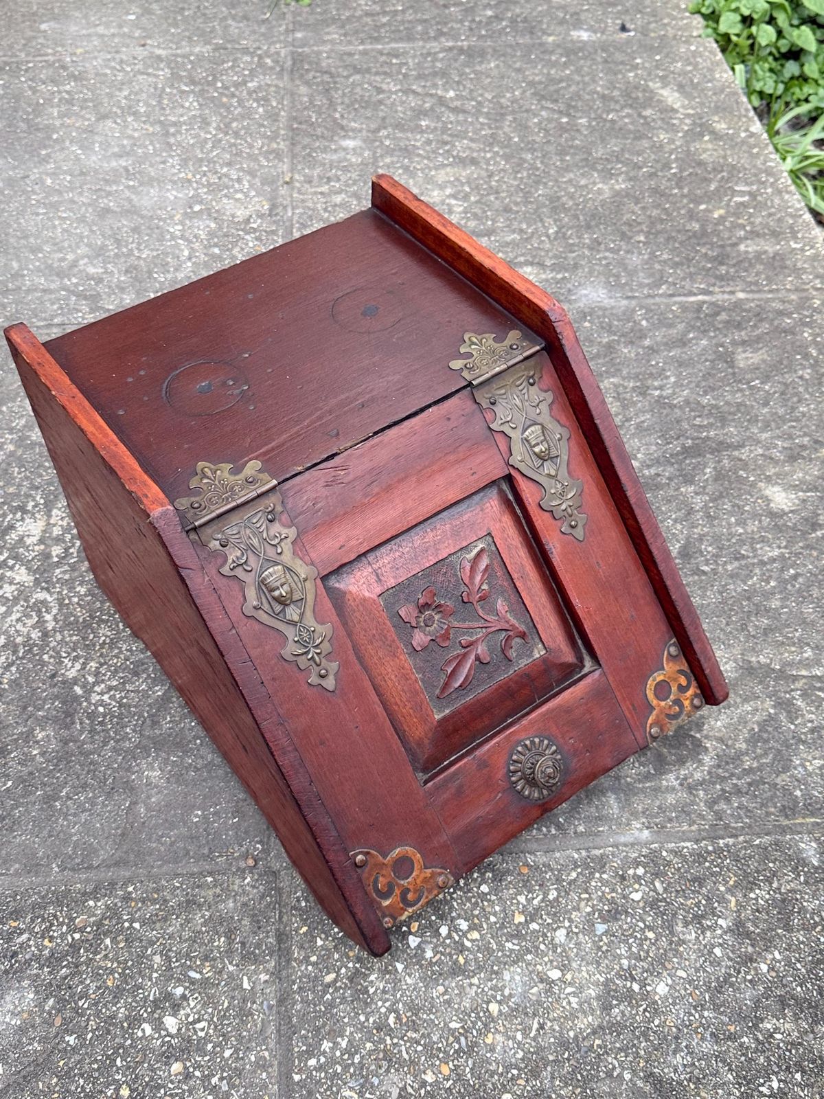 photo buy Antique Victorian Carved Wooden Coal Scuttle Brass Mount Fireside Storage Box