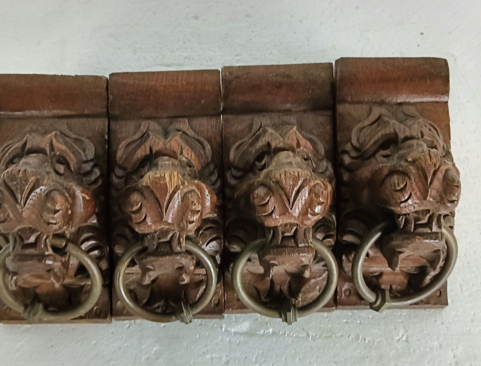 Antique Set Of 4 Corbels Hand Carved Wood Pediments Architectural Lion Heads Wit photo vinterior