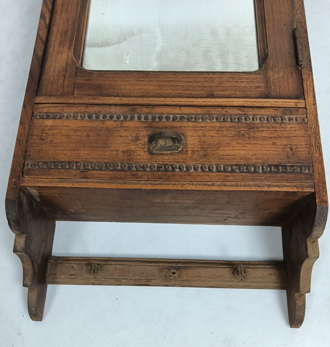 Large Wall Hanging Medicine Apothecary Cabinet Wood Hobnails Shaving Cabinet photo vinterior