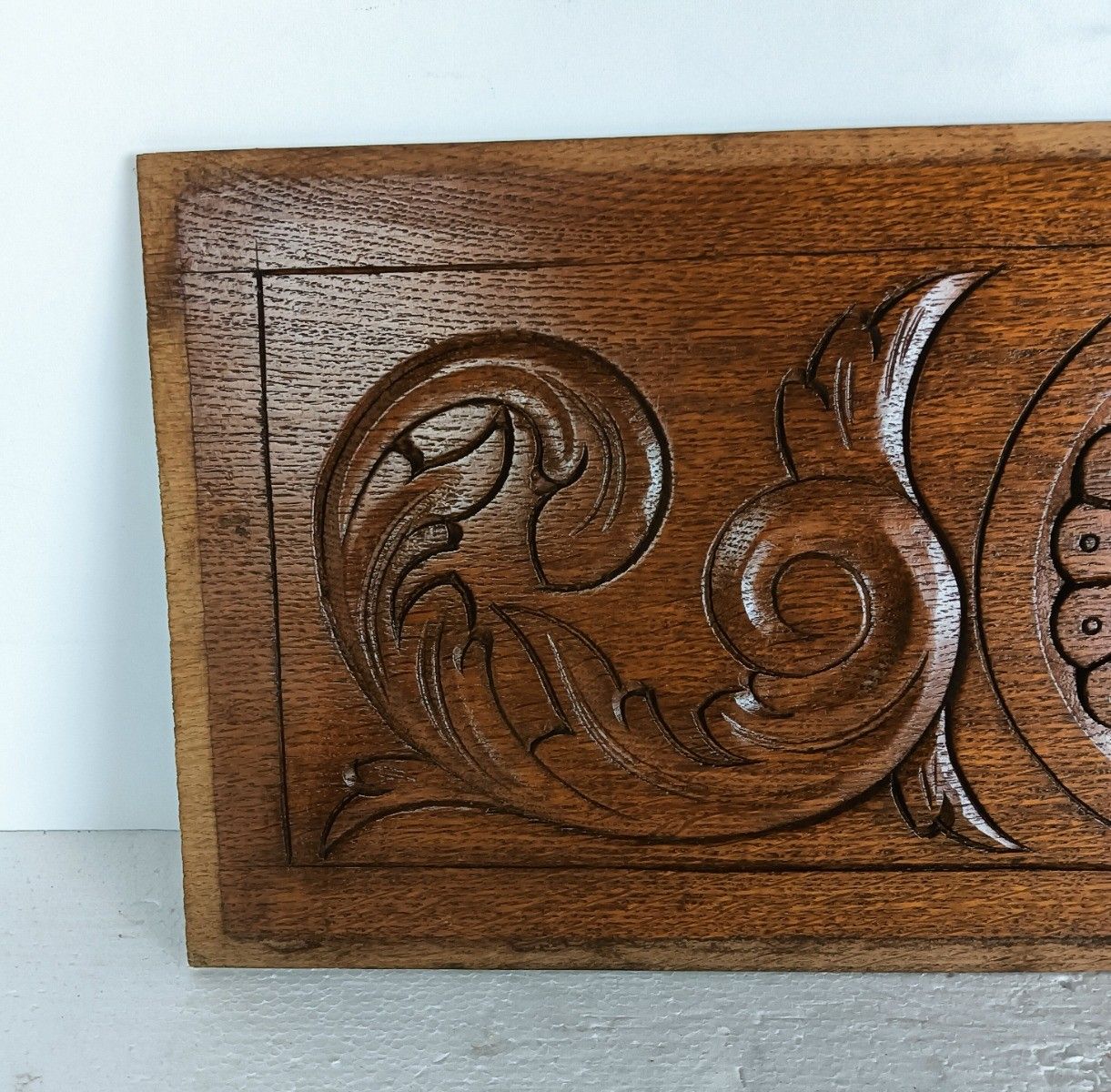 Antique Ornate Carved Wooden Plank Pediment Trim  Reclaimed Architectural Board photo vinterior