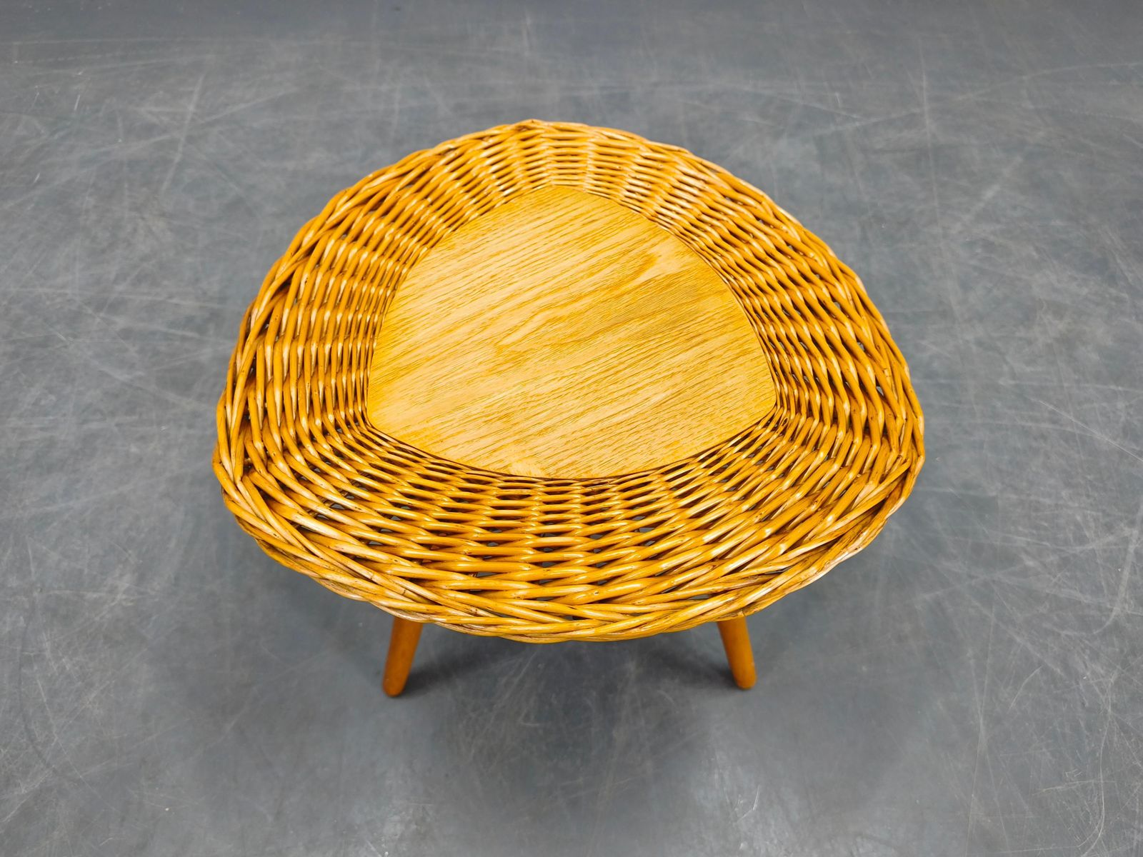 photo furniture Czechoslovak Mid Century Plant Stand And Shelf Set, 1970s
