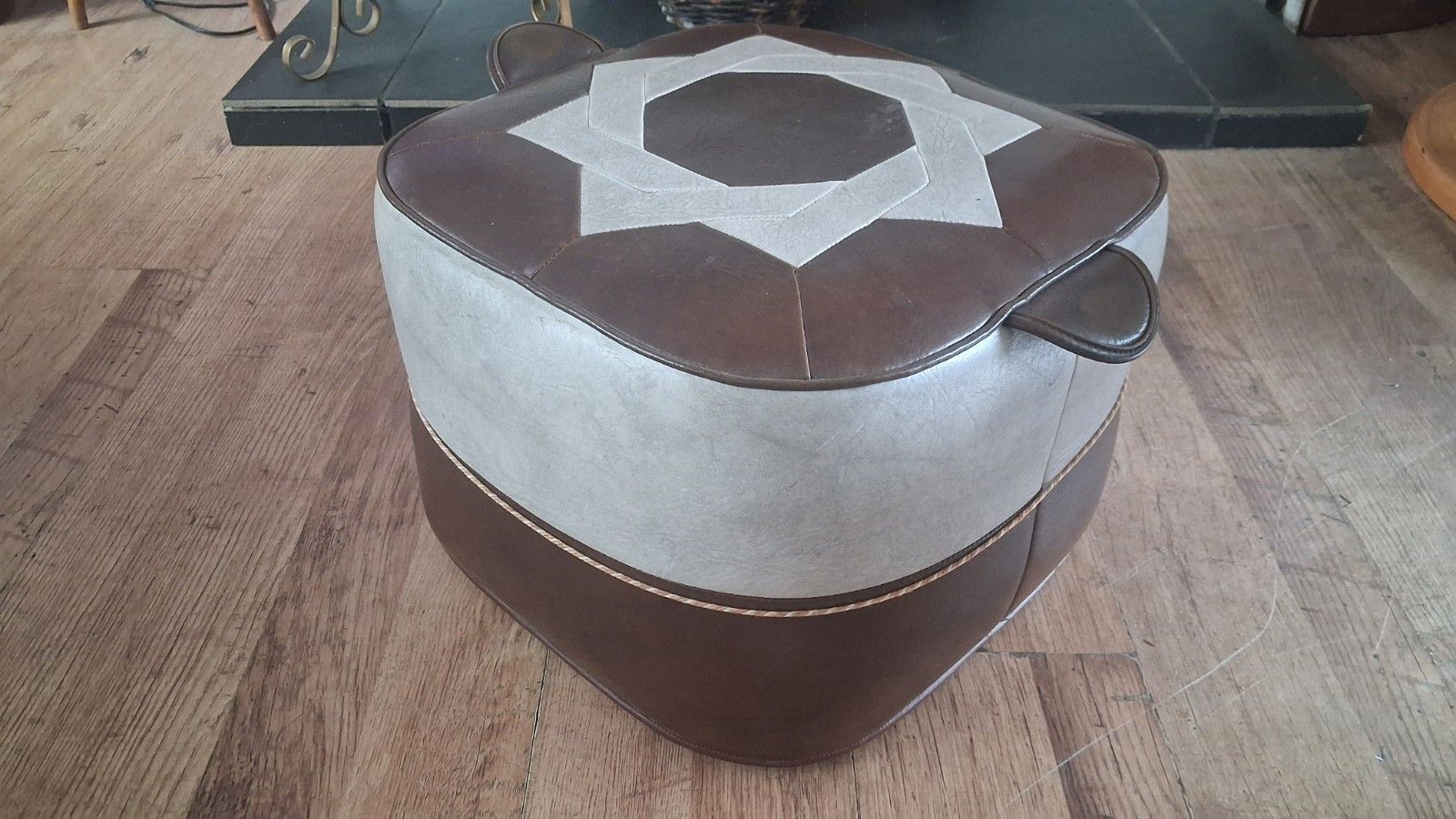 95.0 Original 1960's Sherbourne Pouffe Footstool In Very Good Condition photo