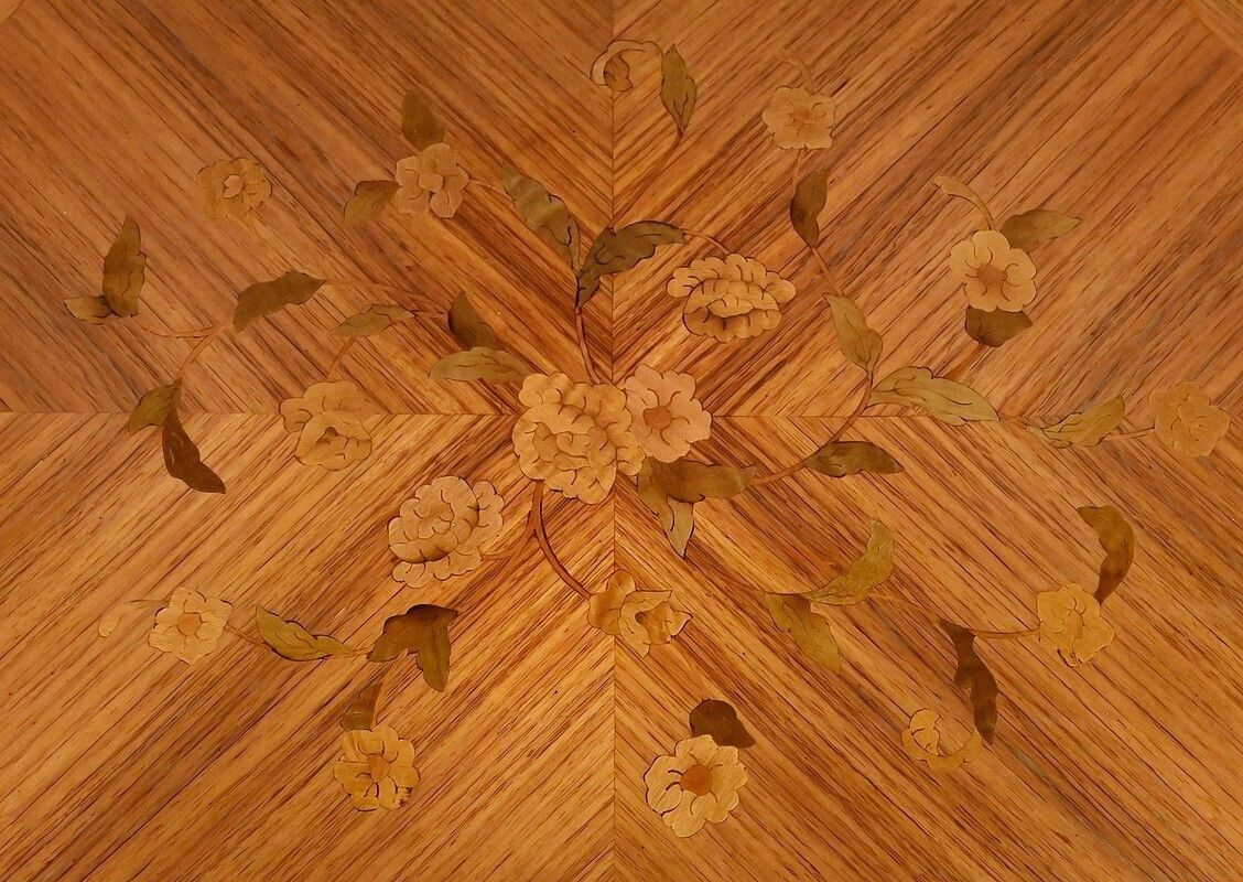 Louis XV Style Marquetry Coffee Table – Mid 20th Century photo 1850.0