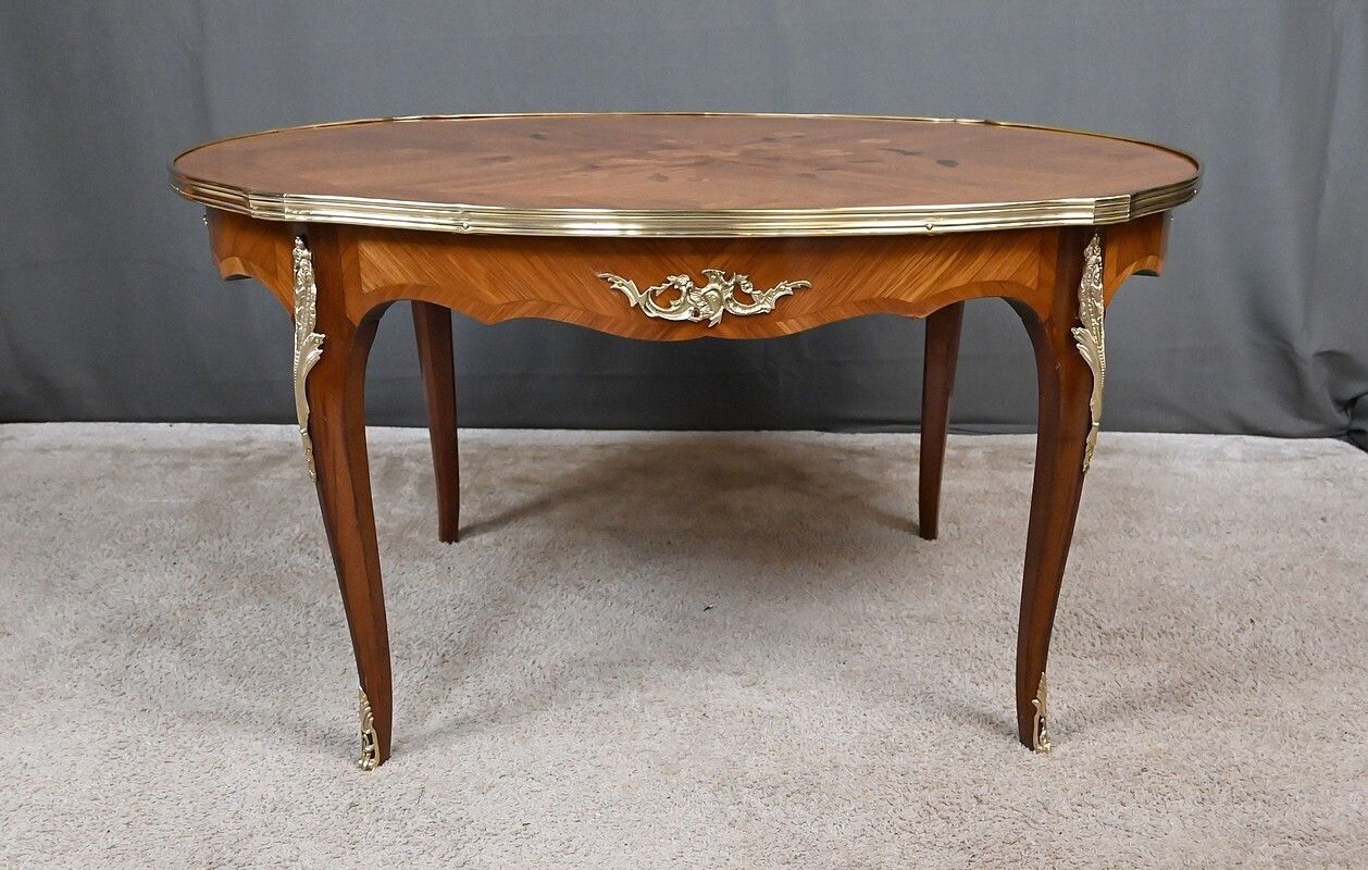 photo vinterior Louis XV Style Marquetry Coffee Table – Mid 20th Century