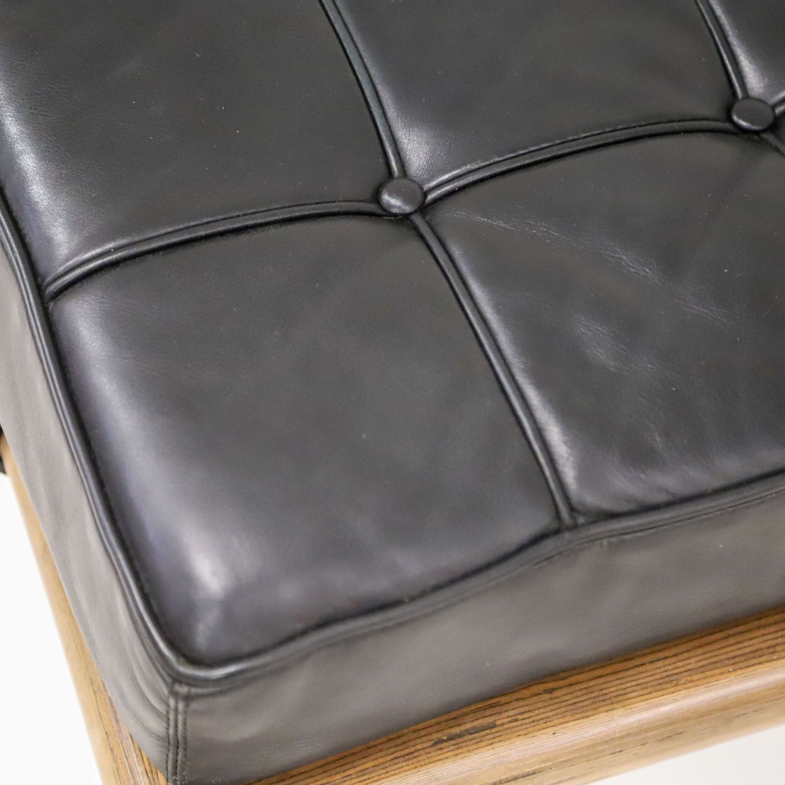 Vintage 1990s Barcelona Day Bed In Black Leather And Rosewood photo vinterior