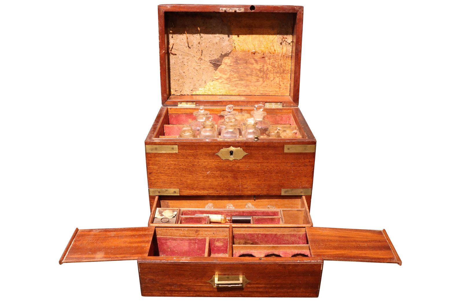 Early 19th Century Mahogany Apothecary Travelling Case With Bottles & Drawer, Circa 1820