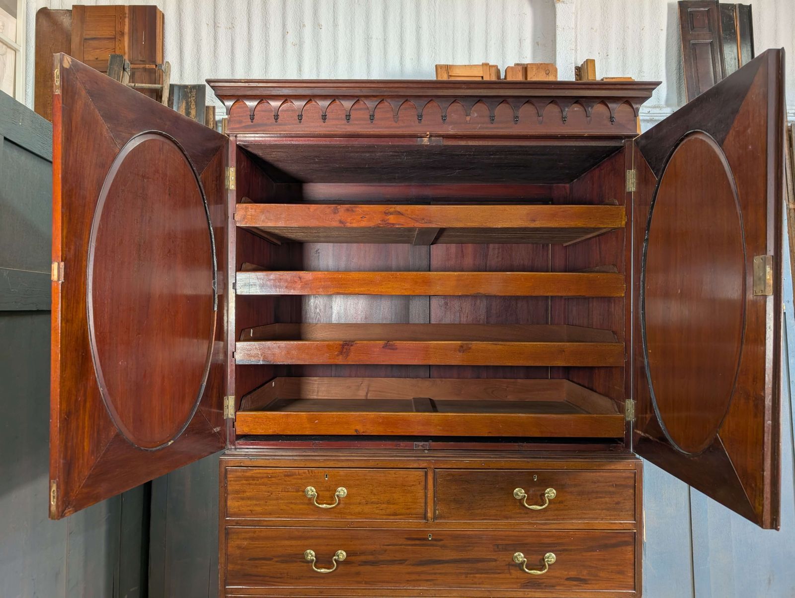 Very Well Made Edwardian Mahogany Linen Press In Two Sections photo vinterior