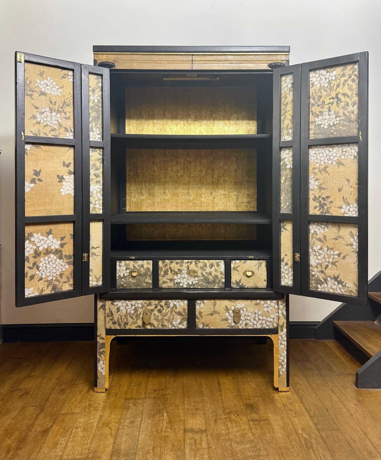 Bespoke Chinoiserie Drinks / Crockery / Wedding Cabinet Restoration – Gold Finish Commission Example photo vinterior
