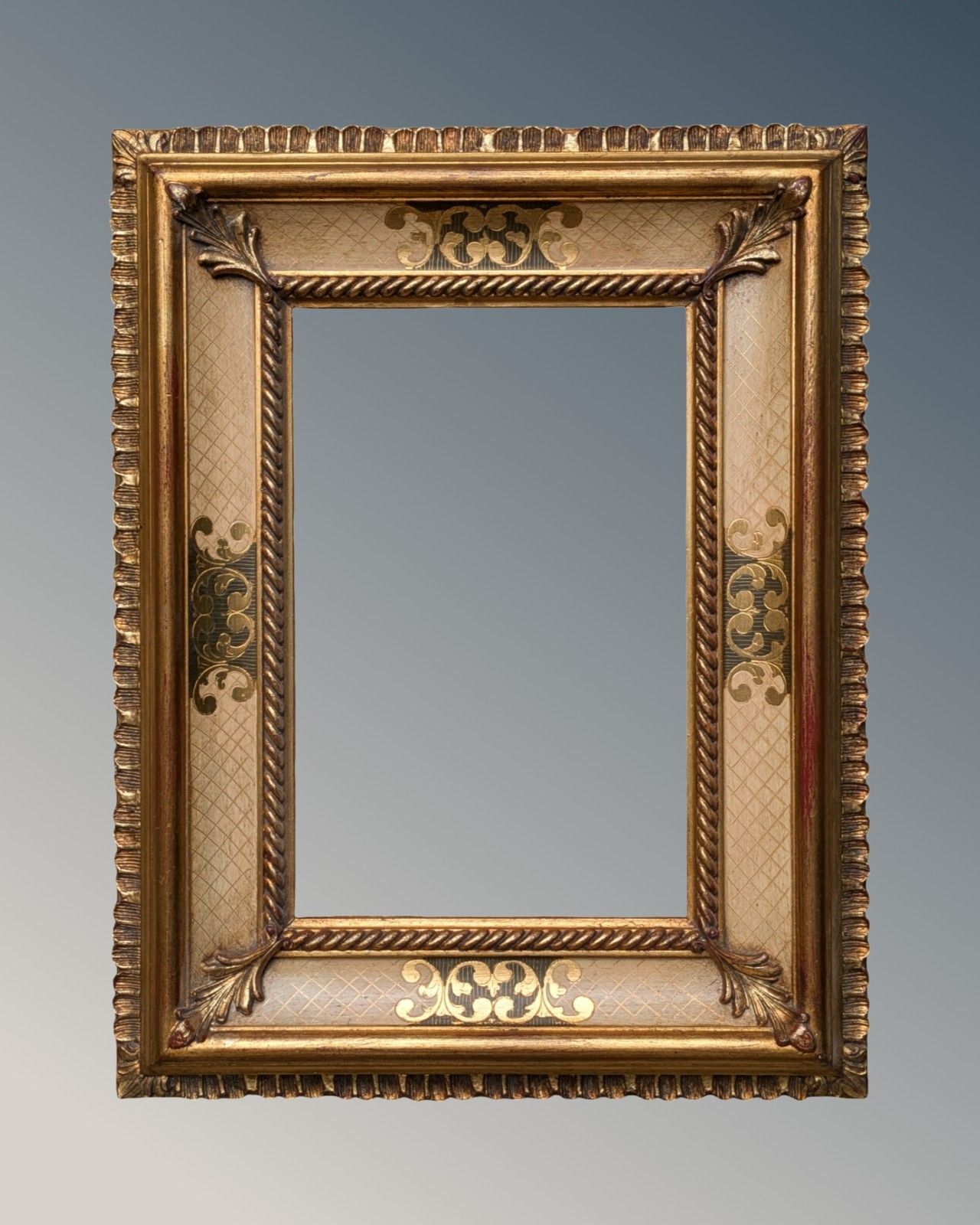 Good Decorative Italian Gilt Frame