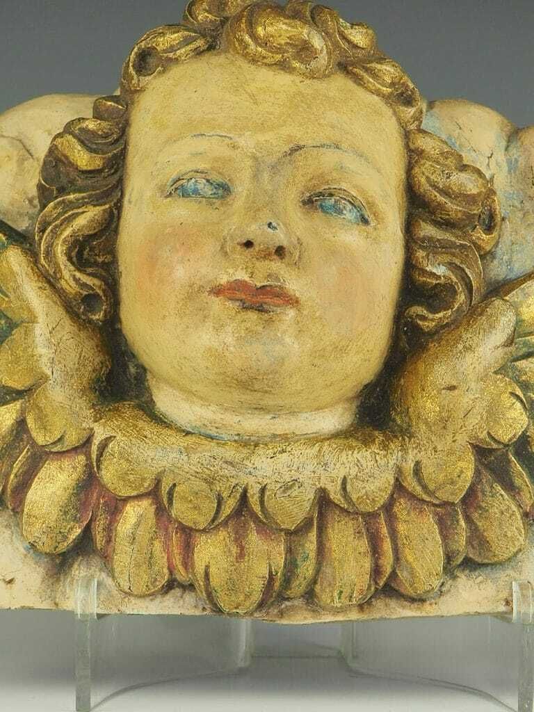 photo furniture 18th Century Carved Wood Panel – Polychrome Head Of Cherub – Putto