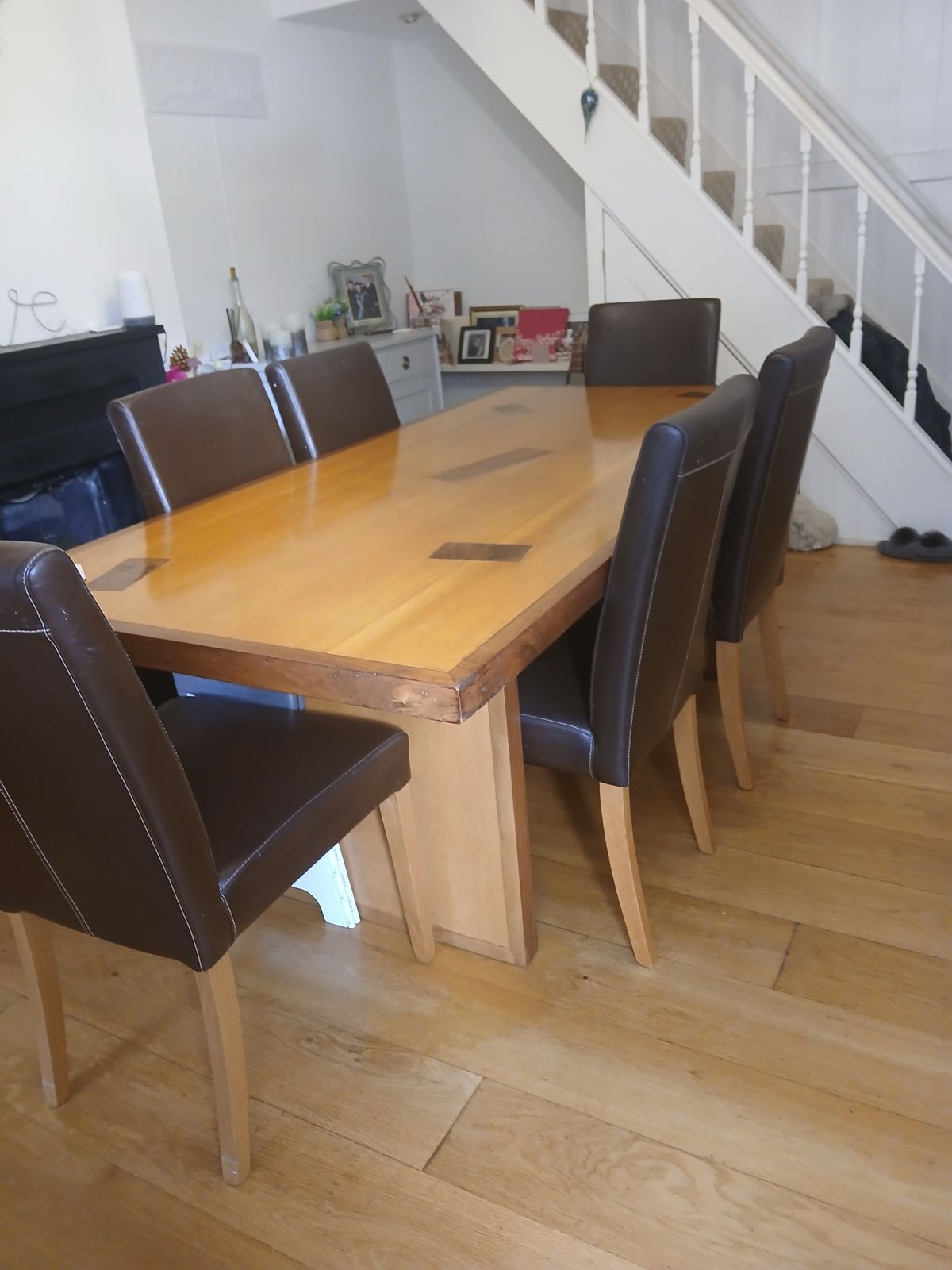 Handmade Walnut Wood 6 Seater Duning Table