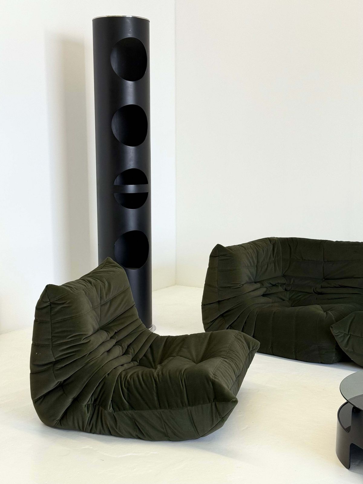 Xl Space Age Bookcases In Black photo furniture