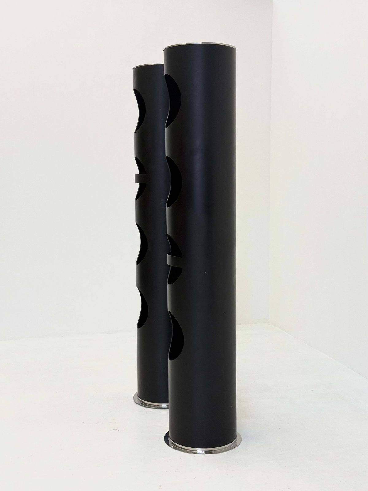 photo vintage Xl Space Age Bookcases In Black