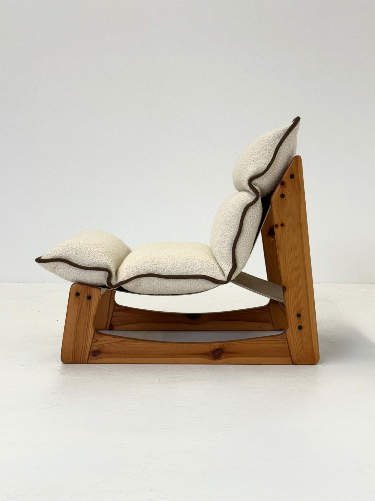 Italian Armchair From Ibisco In White Bouclé photo furniture