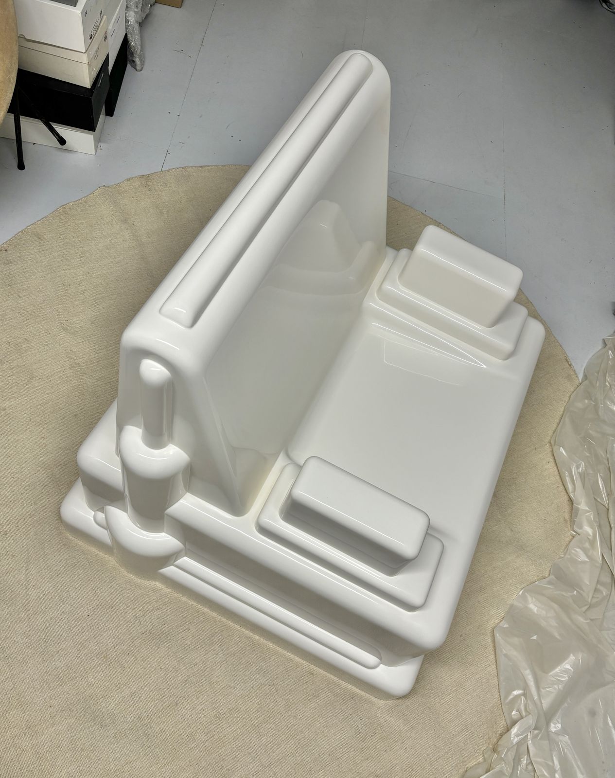 photo vinterior White Memphis Milano Roma Chair   Specially Commissioned Piece   One Of A Kind