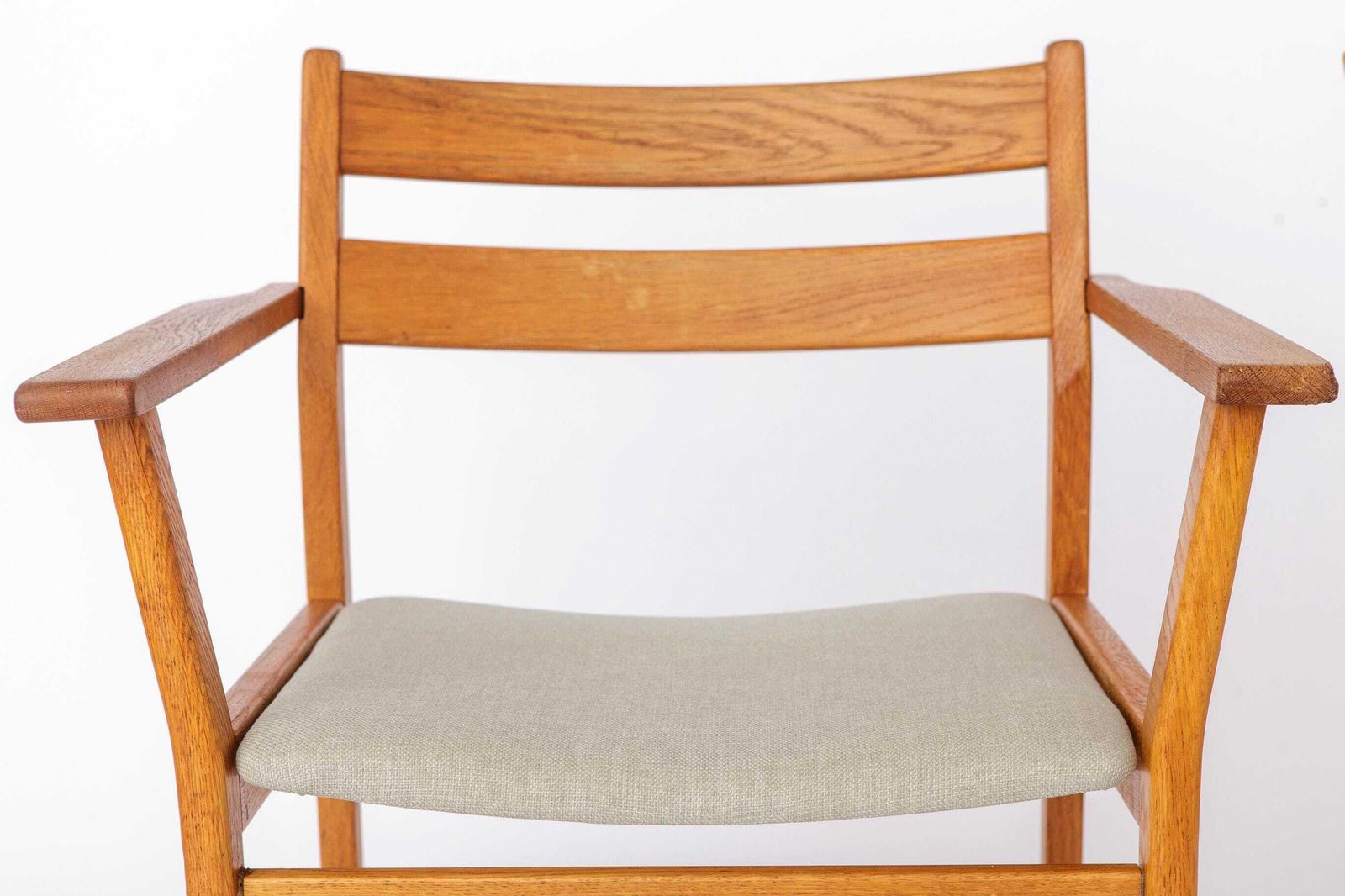 photo vintage Set Of 6 Kurt østervig Oak Dining Chairs For Kp Møbler, Danish Mid Century Chairs 1960s, Arm & Side Chairs