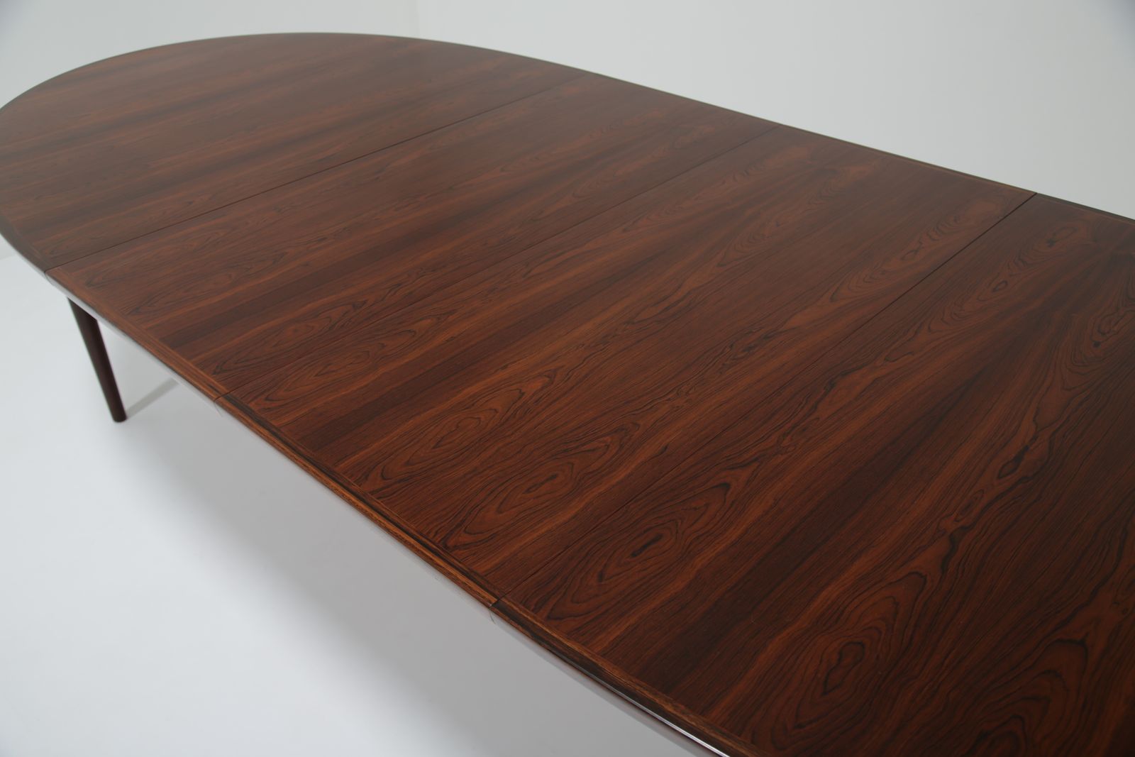 Arne Vodder Model 212 Figured Rosewood Dining Table: 10 Seater Extending 10 Seater For Sibast Mobler, 1960s photo 8295.0